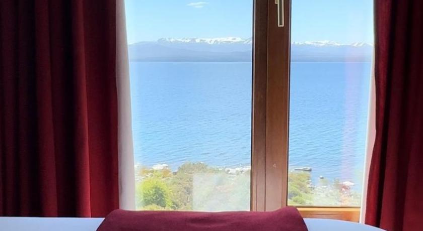 Image of Quadruple Room with Lake View 5