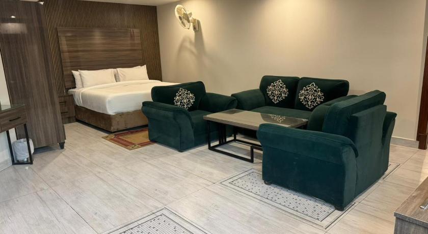 Prestige Guest House - main image