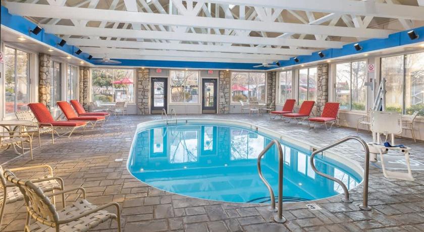 Branson at the Meadows Resort by ResortShare - image 10