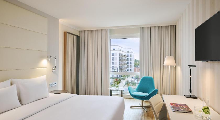 베를린 NH 베를린 알렉산더플라츠 (NH Berlin Alexanderplatz) 4성급 호텔 스위트룸