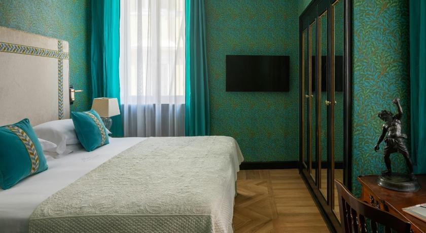 Image of Suite 7