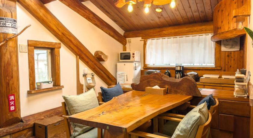 伊豆 Kawazu Log House 2つ星 宿泊施設 ロビー