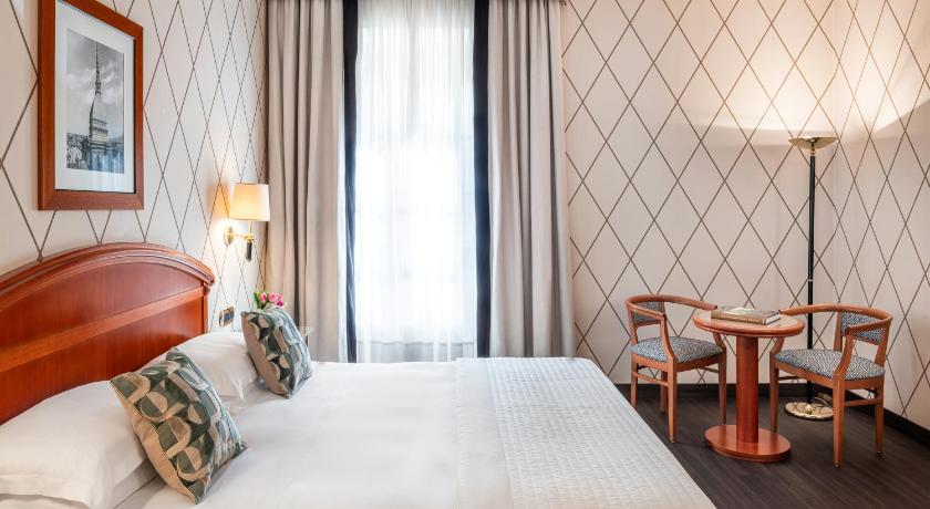 صورة غرفة ديلوكس مزدوجة - لغير المدخنين (Deluxe Double Room - Non-Smoking) 8