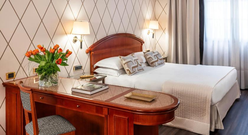 صورة جناح جونيور مزدوج أو توأم (Junior Suite Double or Twin) 4
