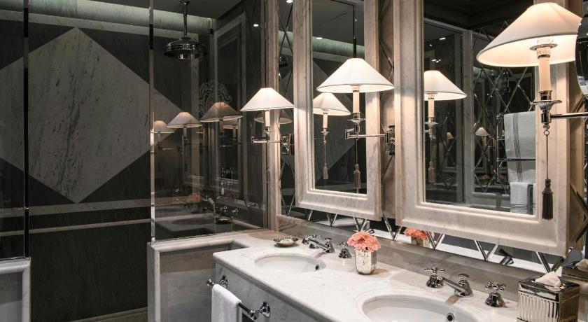 Image of Presidential Suite Bristol 8