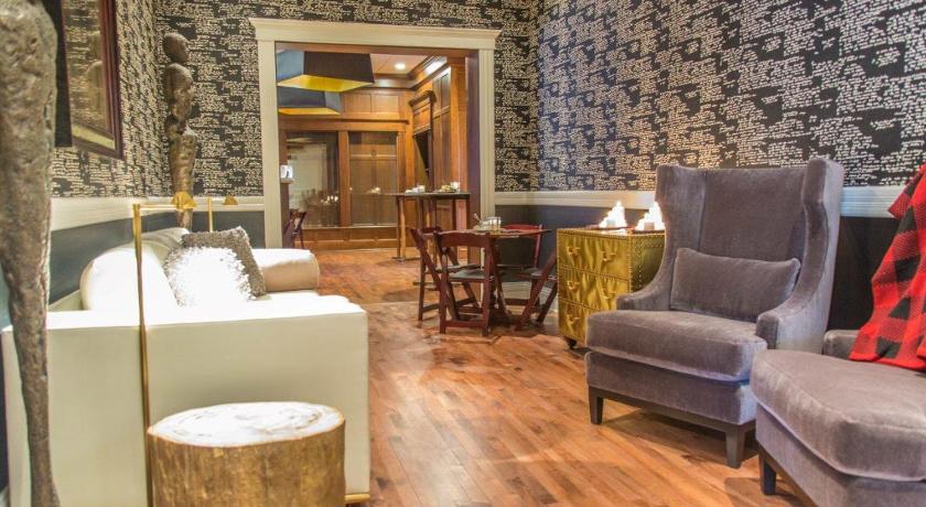The Delafield Hotel photo