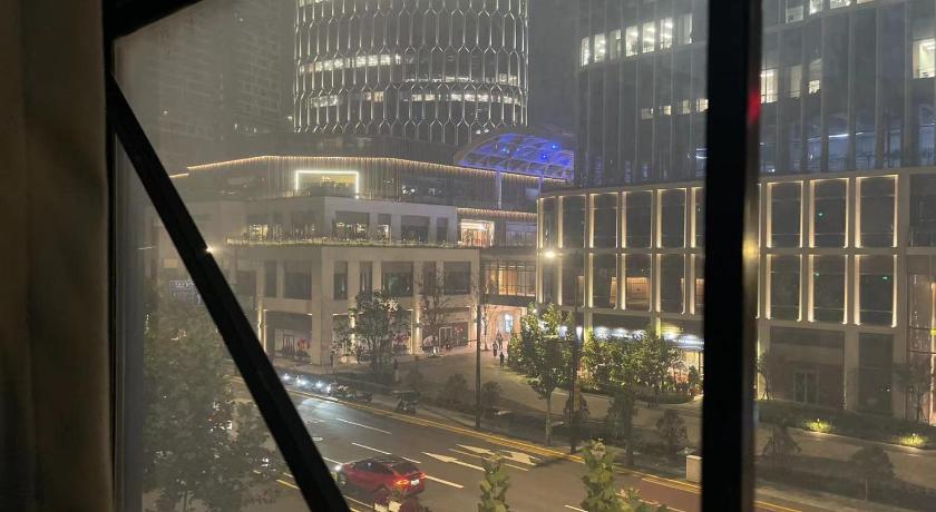 Фото: Номер Делюкс с кроватью размера «king-size» (Deluxe King Room) 6