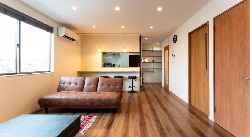 Nagasaki Dekoboko inn西本町 3-Star Accommodation suite