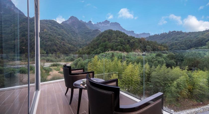 Zhangjiajie WuYun Designer Boutique Hotel Closest to Tianmen & Fox Fairy Show Hotel exterior
