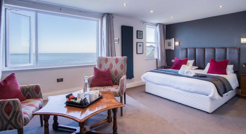 Image of King Room with Sea View 0