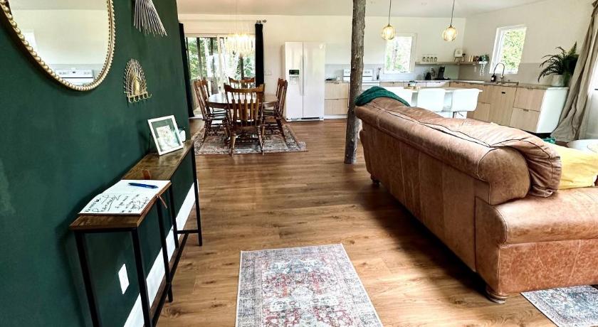 트래블러스 레스트 (SC) The Grandview: Luxe Home w Mountain Views 3성급 숙소 스위트룸