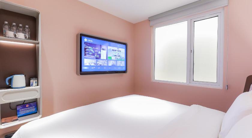 Image of Double Room A without Window 4