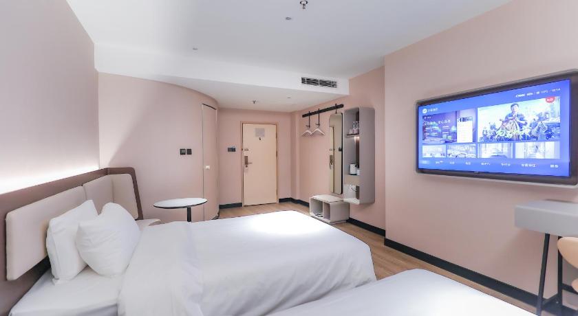 Image of Guest Twin Room 4
