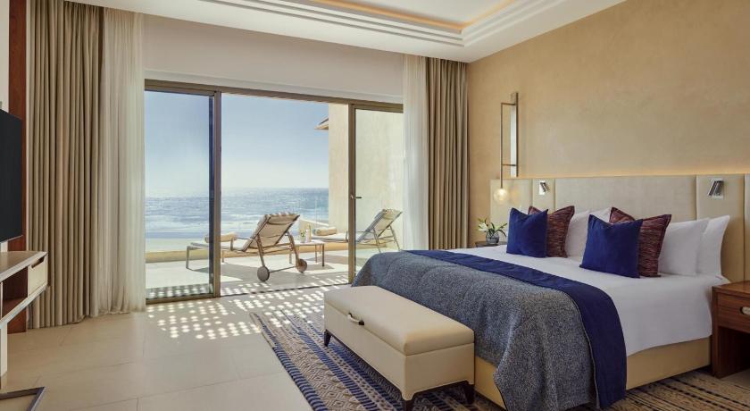Image of Fairmont Deluxe Two Queen beds Room 1