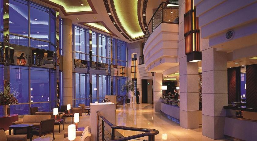 Image of 1 King Bed Deluxe 2