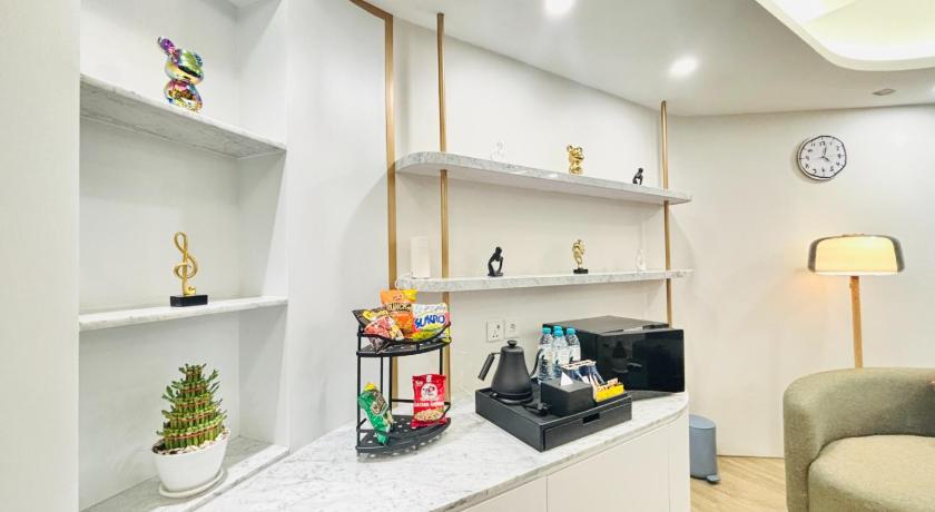 Image of Executive Suite 5