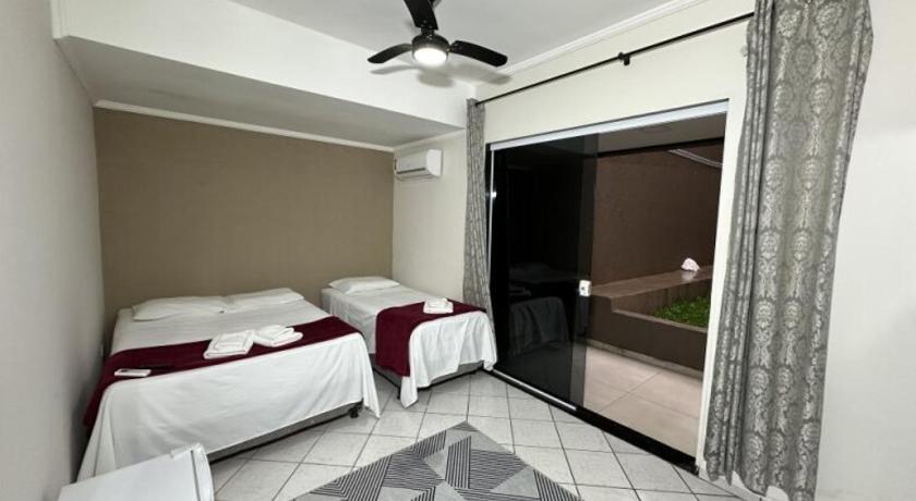 Image of Triple Room 0