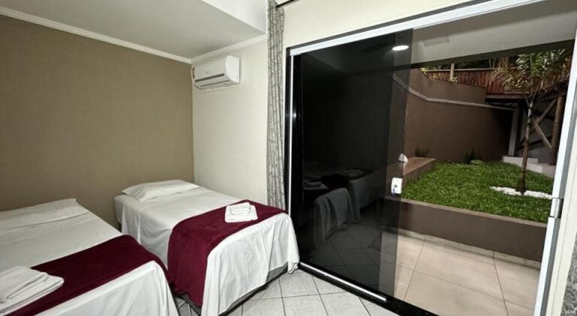 Image of Triple Room 3