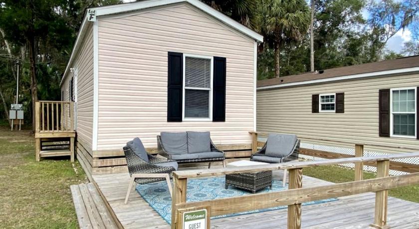 두넬론 Amazing Cottage Surrounded by Trees in Dunnellon, Florida 3성급 숙소 객실