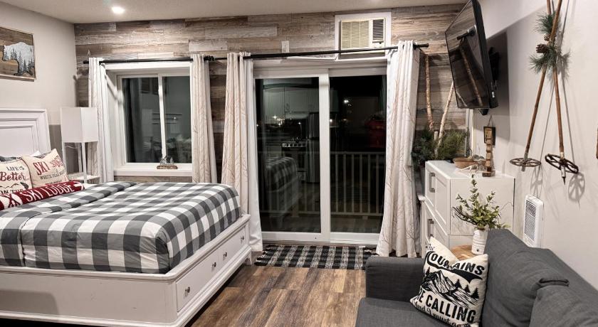 링컨 (NH) B103 Stylish Loon Mountain Studio Condo with Pool and Hot Tub 5성급 숙소 스위트룸