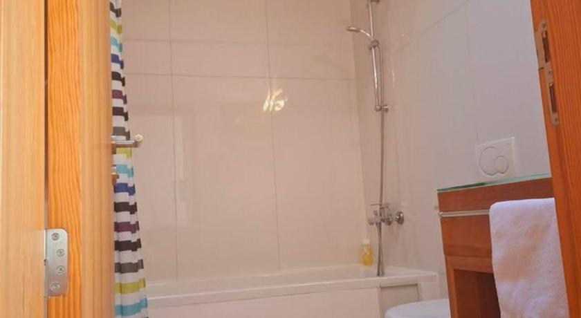 Slika sobe Apartman Superior s 1 spavaćom sobom i balkonom (Superior One-Bedroom Apartment with Balcony) 2