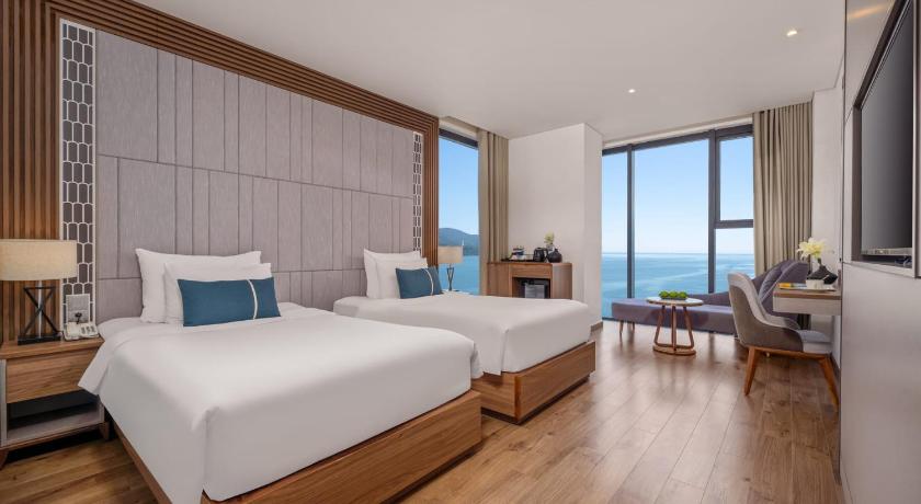 Image of Executive Ocean View Twin Room 0