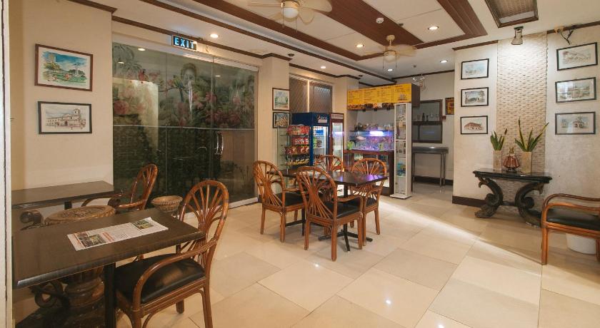 セブ RedDoorz Plus New Era Budget Hotel Mabolo former RedDoorz near Landers Superstore Cebu City 2つ星 ホテル 外観