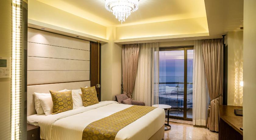 Image of Royal Suite, Non-Smoking 0