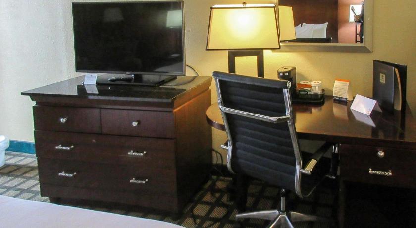 Image of 1 King Bed, Efficiency, Nonsmoking 7