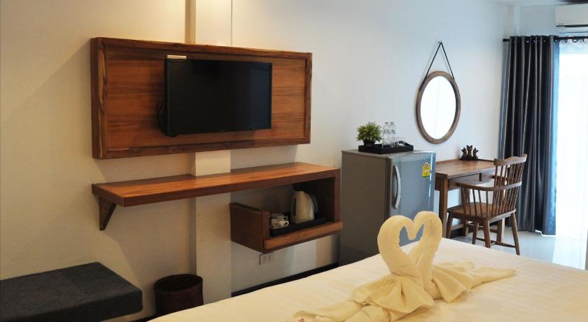 Image of Standard King Bed 7