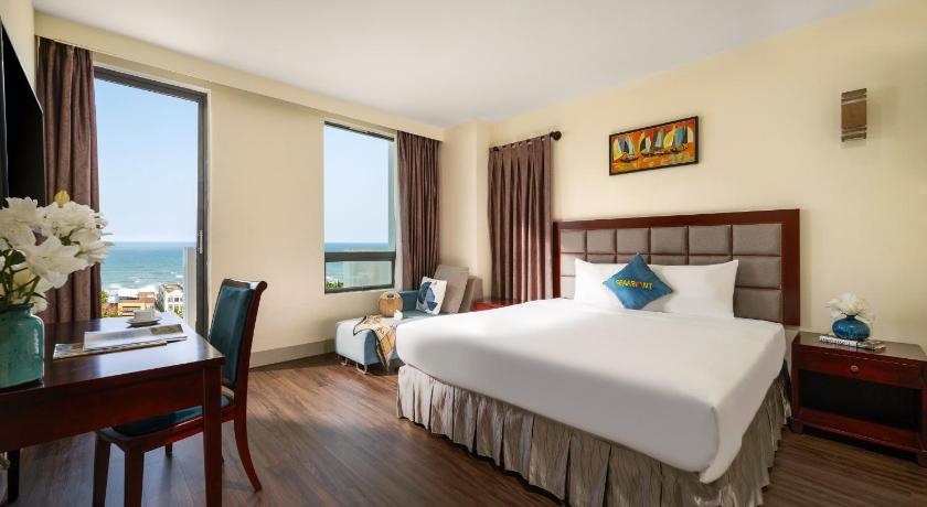 Da Nang Sea Front Apartment & Spa Da Nang 4-Star Hotel lobby