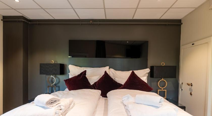 Image of Suite 5