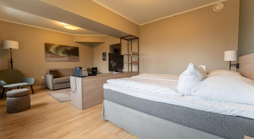 Image of Deluxe Double Room 7