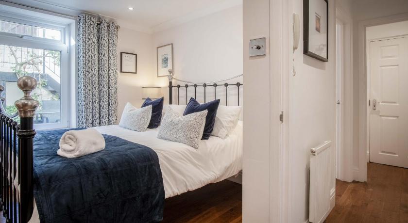 Image of Two-Bedroom Apartment 12