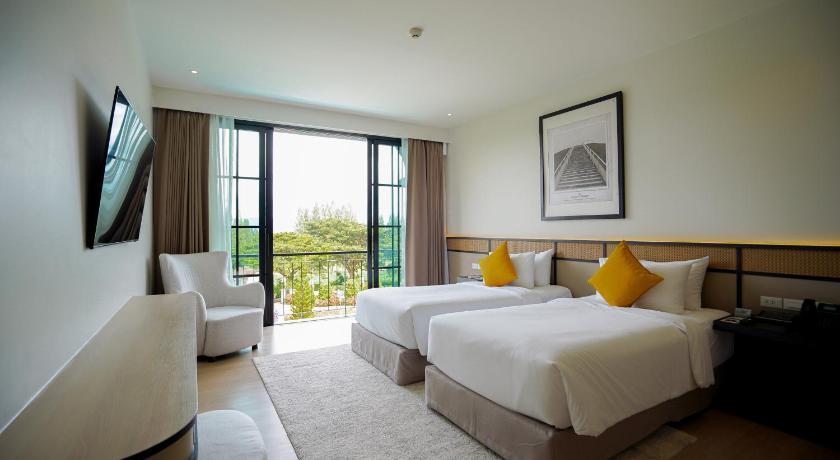 รูปของดีลักซ์ เตียงแฝด (Deluxe Twin Room) 0