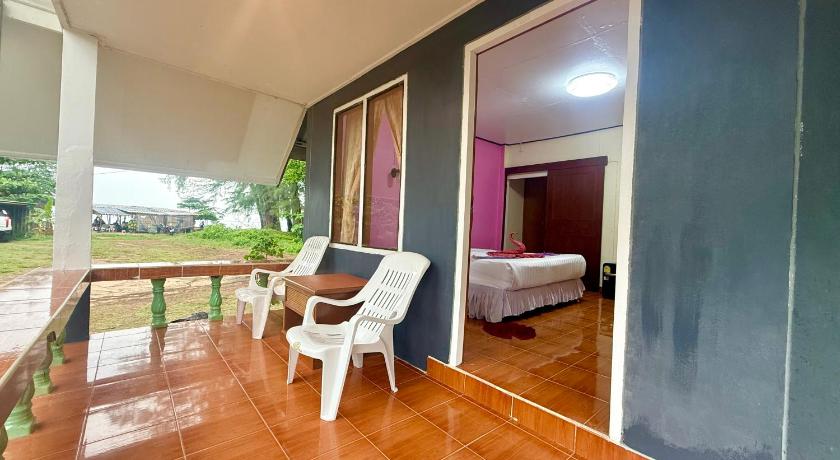 Image of Air Conditioning Bungalow 4