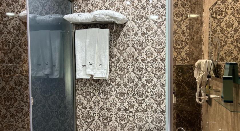 Image of Presidential Suite 11