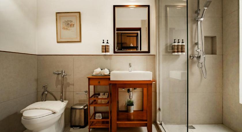 Image of Mountain View Suite 2