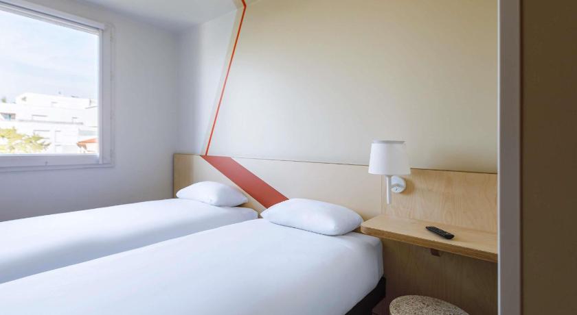 Image of TWIN ROOM with Twin Beds 0