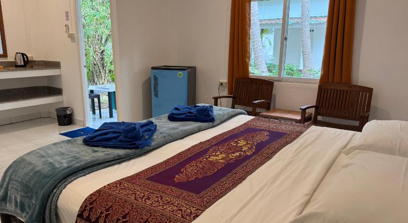 Image of Deluxe Bungalow 7