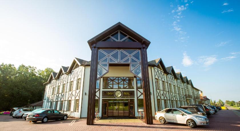 Georg Park Hotel — Hotel in Chernivtsi