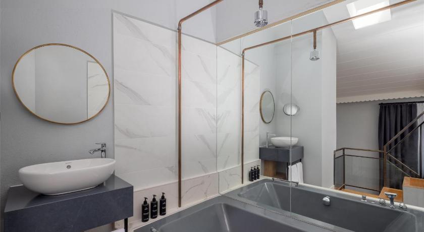 Image of Junior Suite 7
