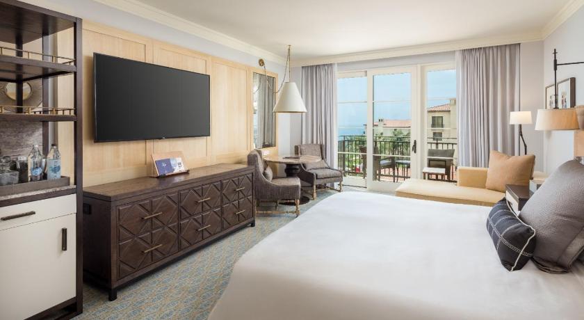 Image of Ocean View King 10