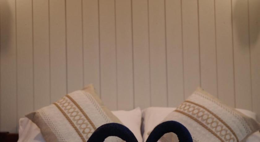 Image of Deluxe Bungalow 6