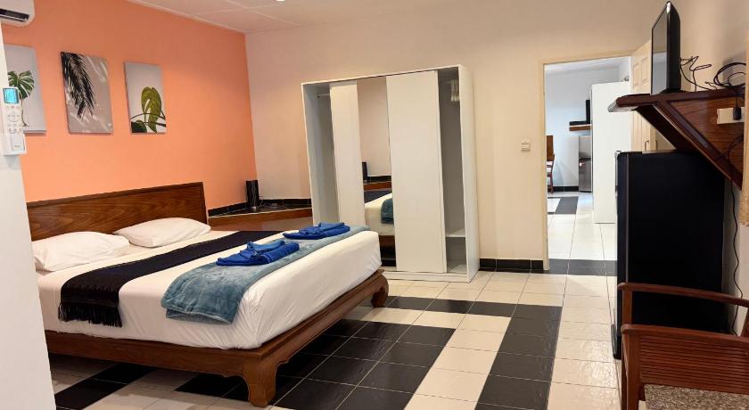 Image of Two-Bedroom Bungalow 7