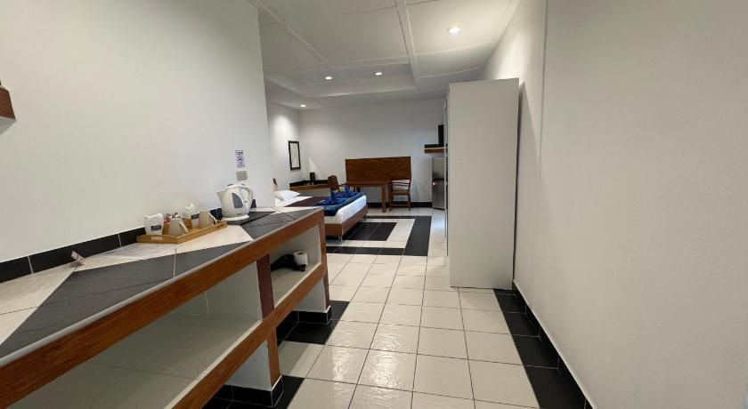 Image of Two-Bedroom Bungalow 9