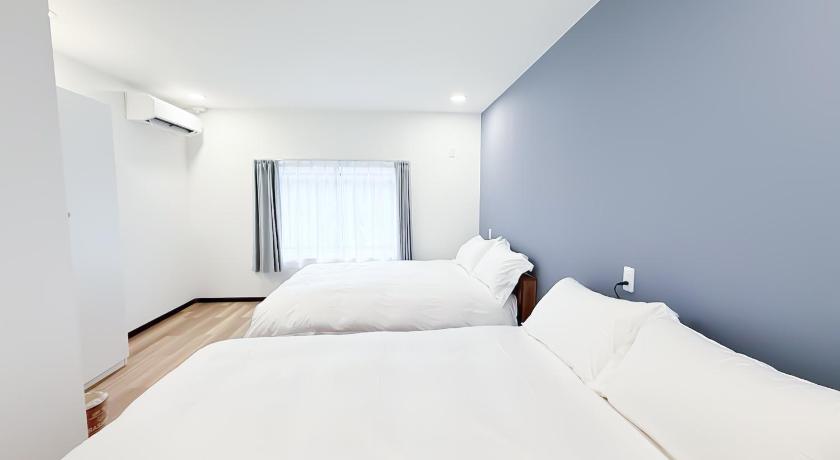 大阪 Osaka Large House 13Guests 5BR 3Bath 3Shower 3つ星 宿泊施設 客室