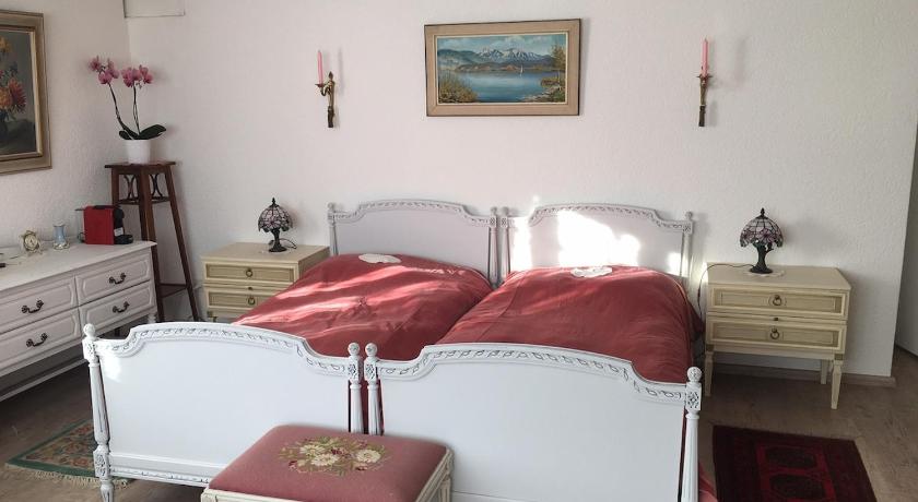 Foto de Dream room in basement with private bathroom - Reserva con descuento Agoda