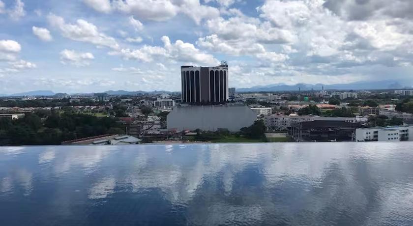 Kuching Cozy Stays C @ Kozi Square 4-Star Guesthouse room