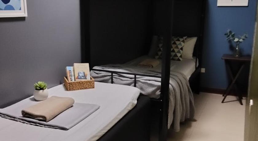 Image of Private Triple Room (shared toilet & bath) 2
